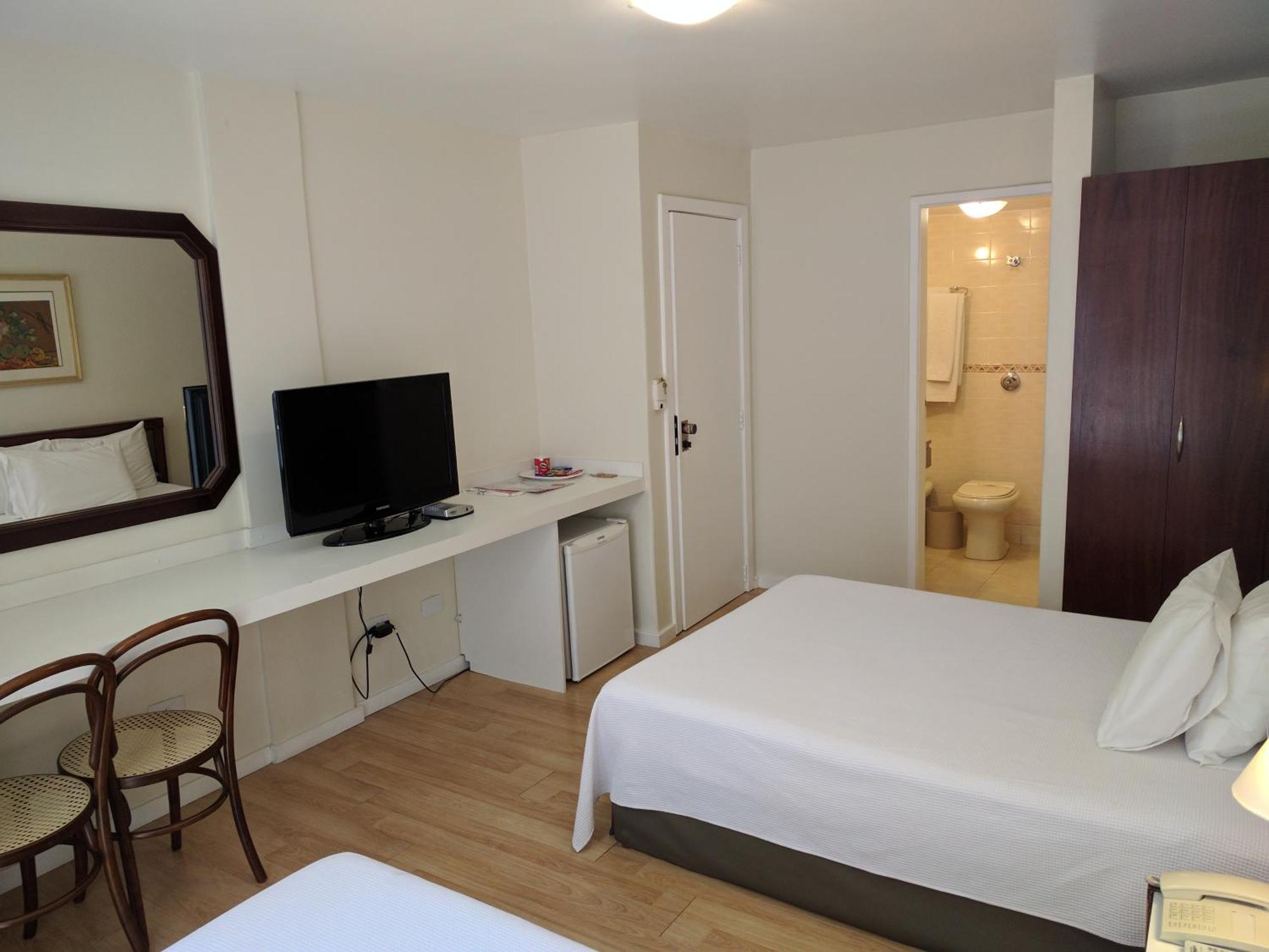 Trevi Hotel E Business 3*