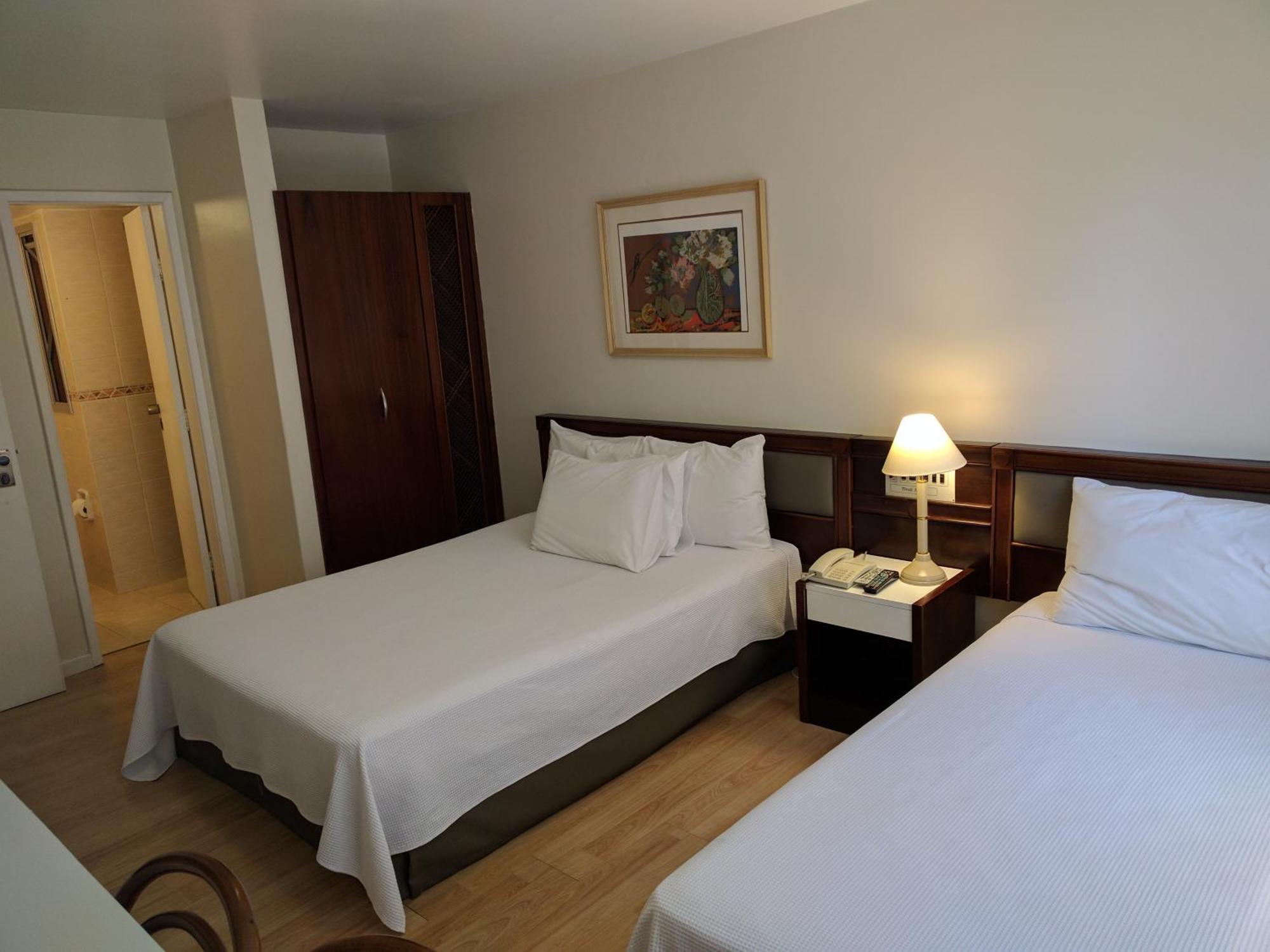 Trevi Hotel E Business Hotel